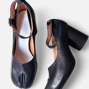Maison Margiela Black Leather Tabi Mary Jane Heels
